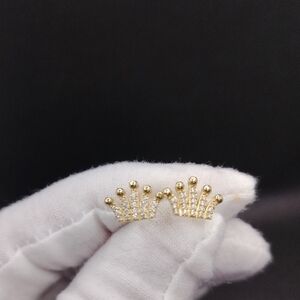 10k Gold CZ stones Crown Stud Earrings